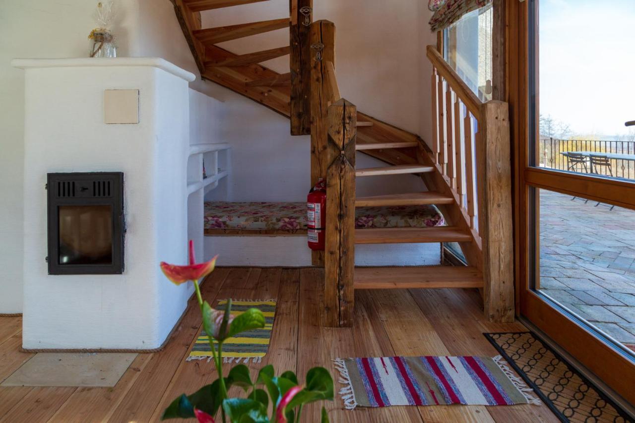 Casele Cu Stuf B&B Haus Ulrike Salicea Экстерьер фото